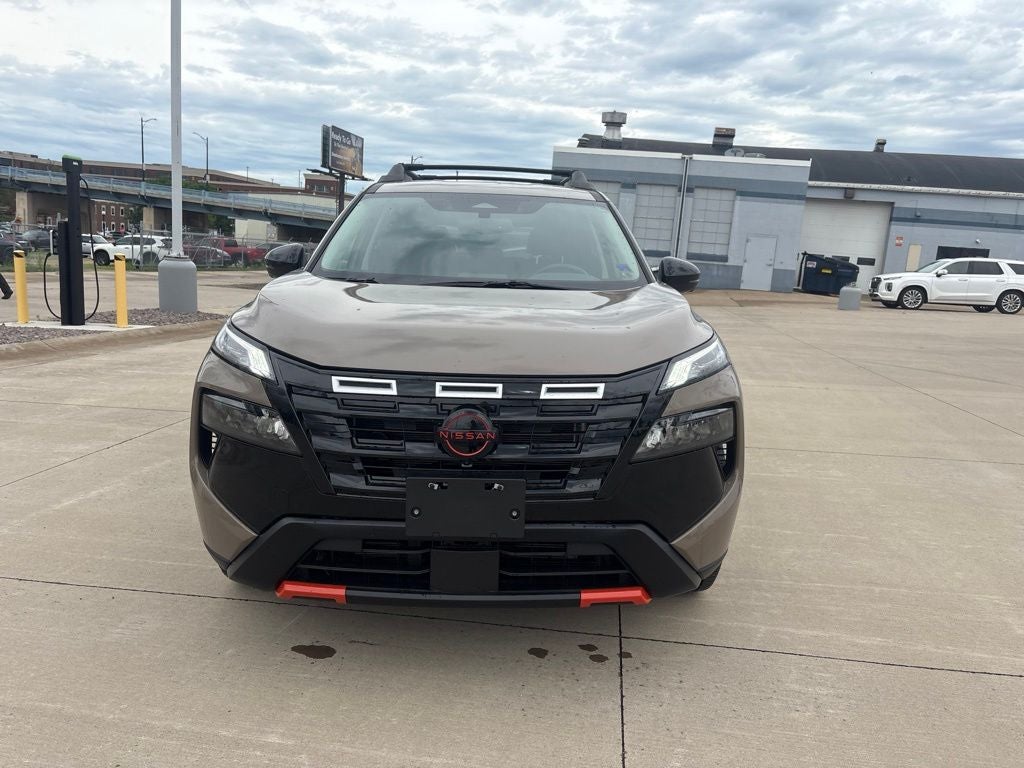 2025 Nissan Rogue Rock Creek