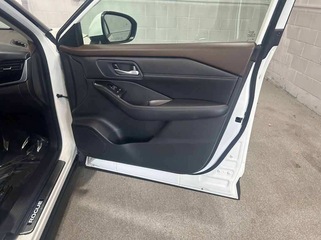 2023 Nissan Rogue SL Intelligent AWD