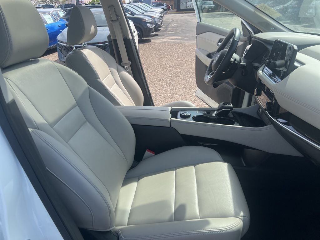 2023 Nissan Rogue SL Intelligent AWD