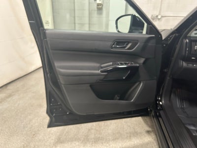 2024 Nissan Pathfinder SV 4WD