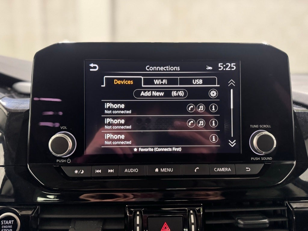 2024 Nissan Pathfinder SV 4WD