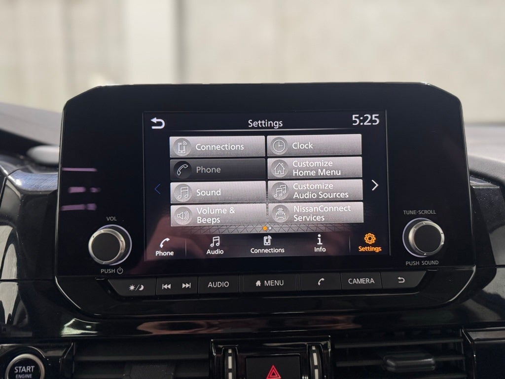 2024 Nissan Pathfinder SV 4WD