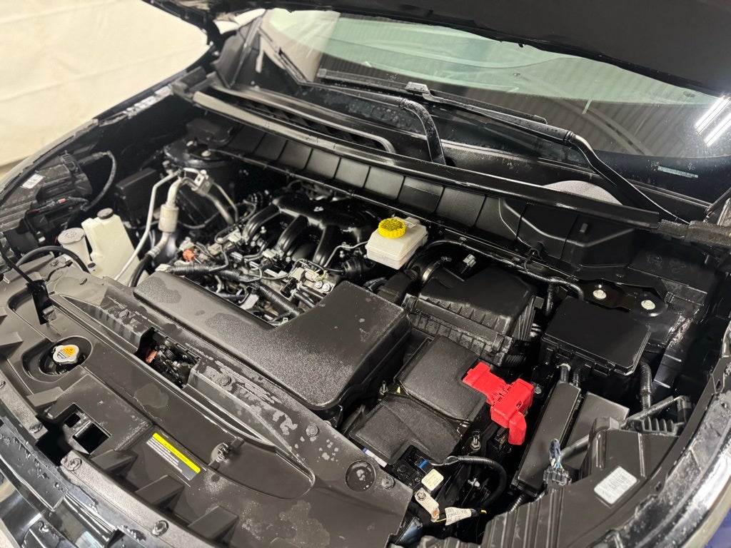 2024 Nissan Pathfinder SV 4WD