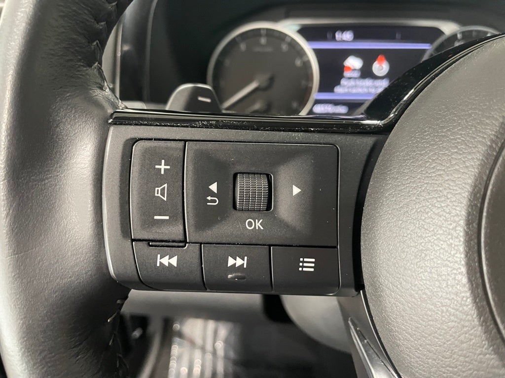 2022 Nissan Pathfinder SL 4WD