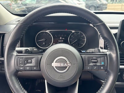 2025 Nissan Pathfinder SL 4WD
