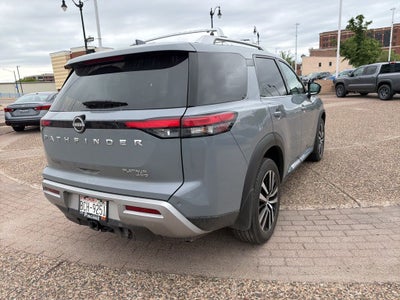 2025 Nissan Pathfinder Platinum 4WD