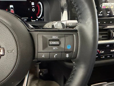 2025 Nissan Pathfinder Platinum 4WD