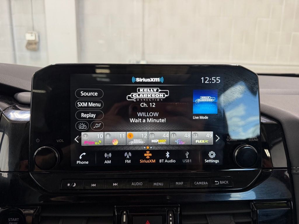 2025 Nissan Pathfinder Platinum 4WD