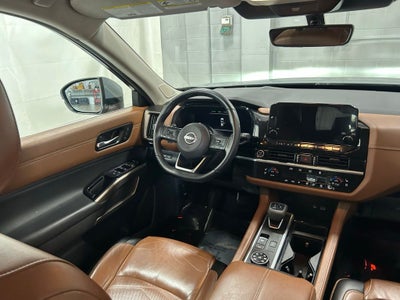 2023 Nissan Pathfinder Platinum 4WD