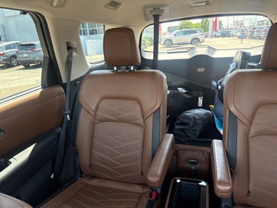 2023 Nissan Pathfinder Platinum