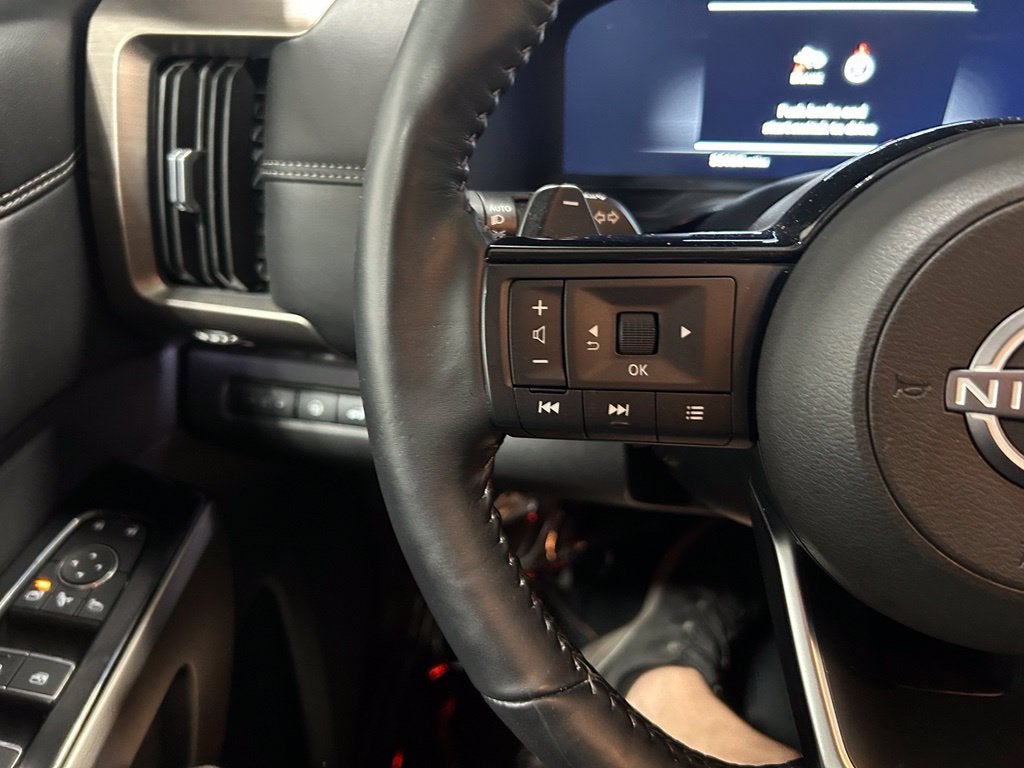 2024 Nissan Pathfinder Platinum 4WD