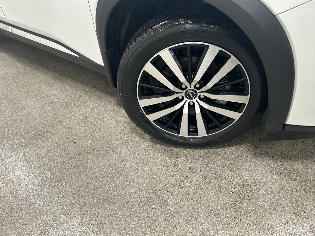 2025 Nissan Pathfinder Platinum 4WD