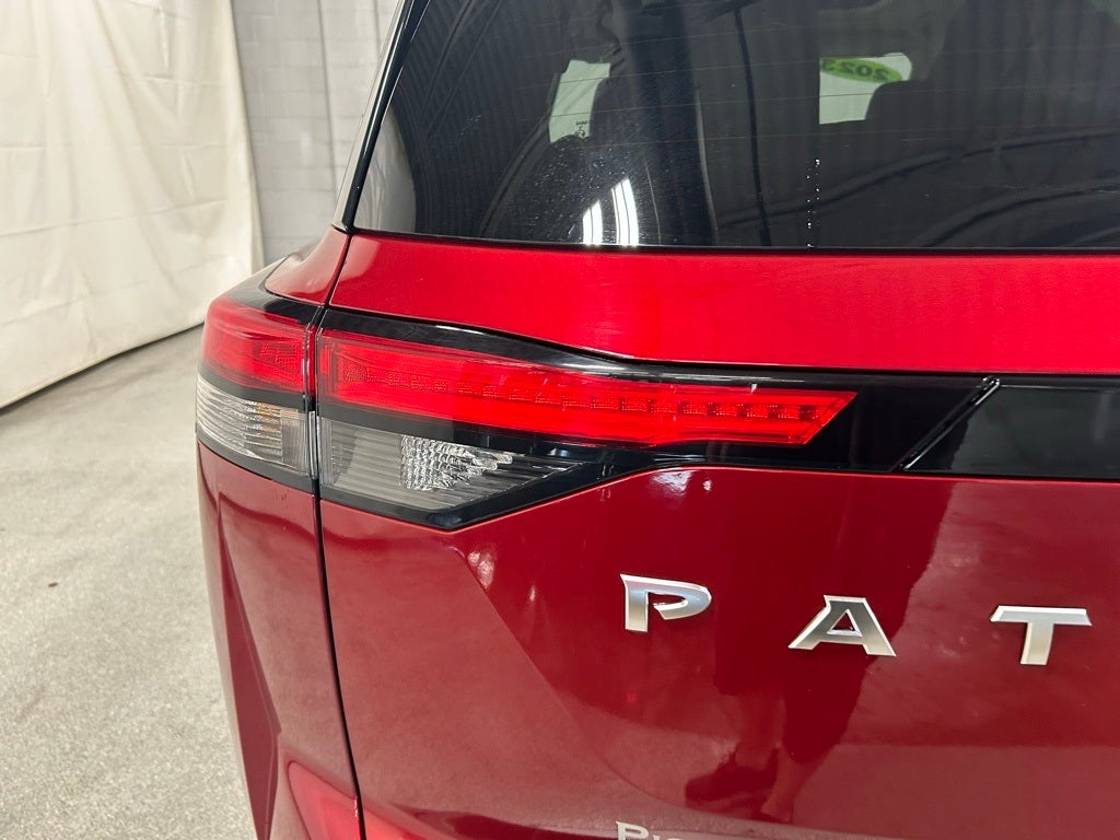 2023 Nissan Pathfinder Platinum 4WD