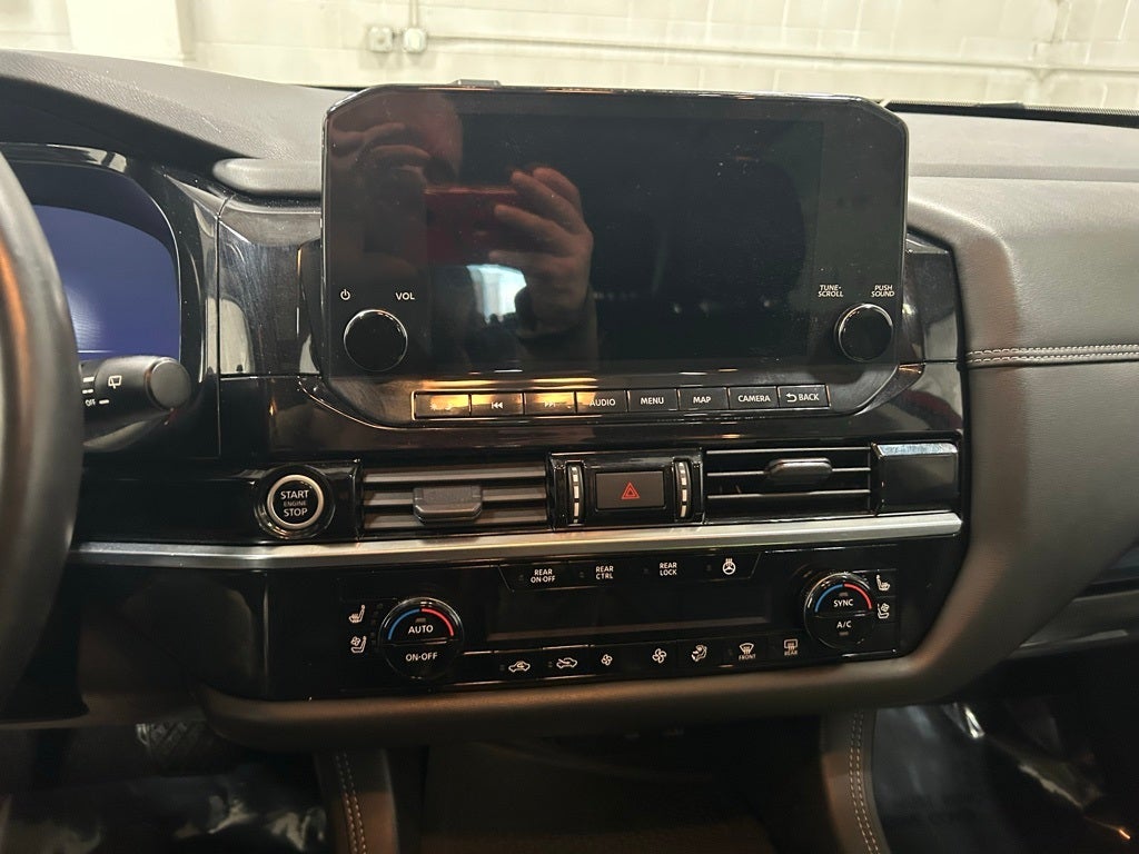 2023 Nissan Pathfinder Platinum 4WD