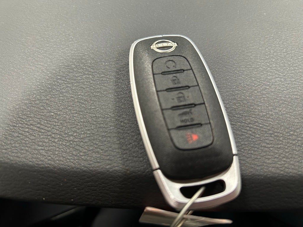 2023 Nissan Pathfinder Platinum 4WD