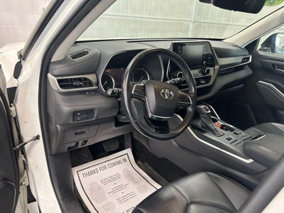 2021 Toyota Highlander XLE