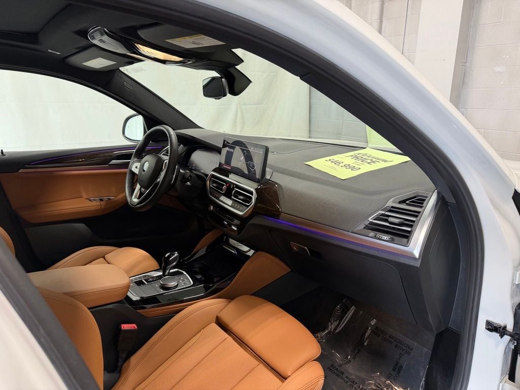 2024 BMW X4 xDrive30i