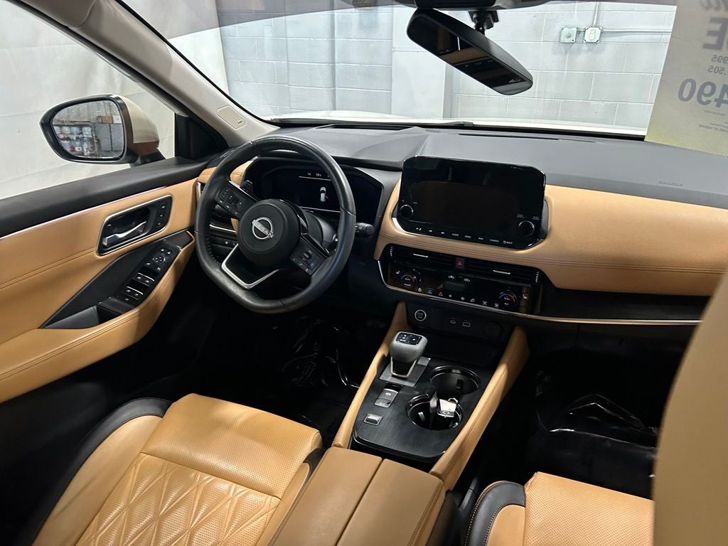 2023 Nissan Rogue Platinum FWD