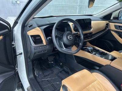 2023 Nissan Rogue Platinum FWD