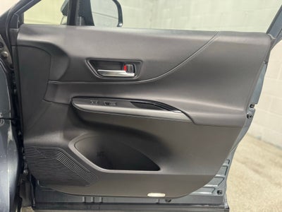 2024 Toyota Venza LE