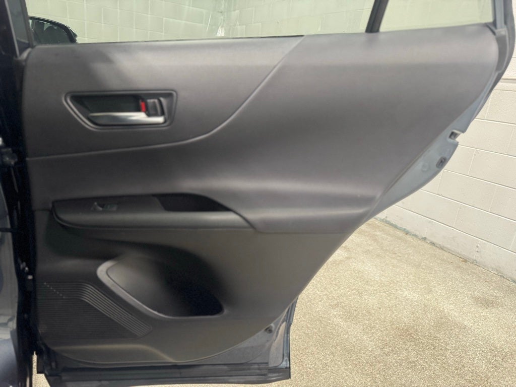 2024 Toyota Venza LE