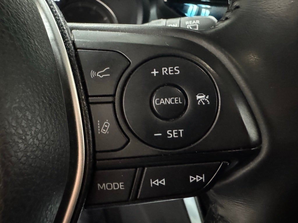 2024 Toyota Venza LE