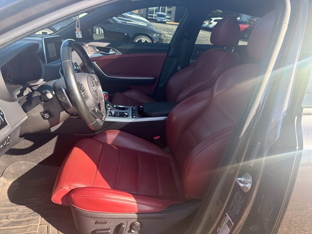 2021 Kia Stinger GT2