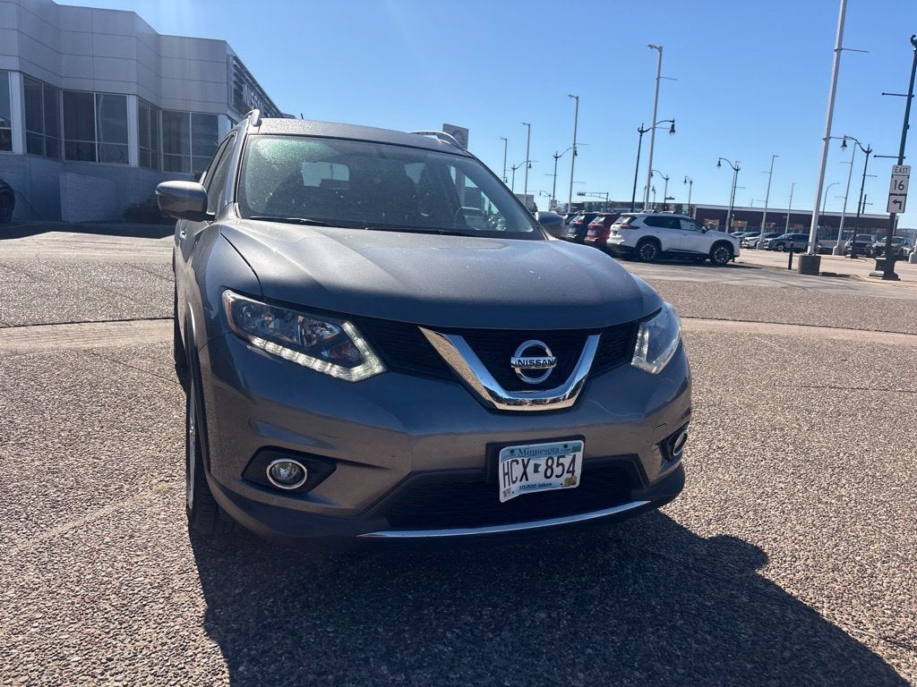 2016 Nissan Rogue SV