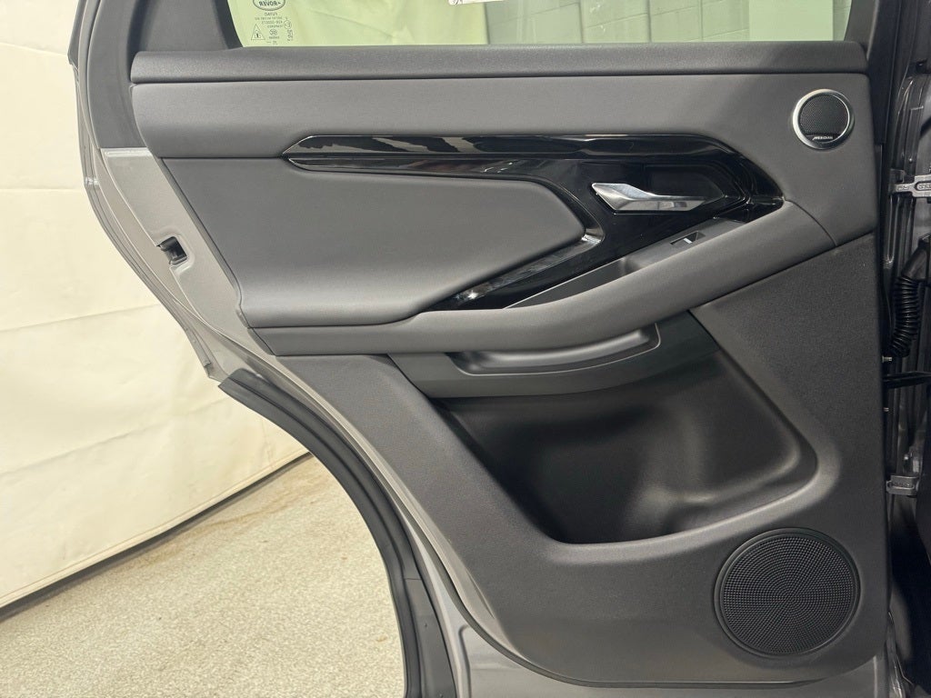 2024 Land Rover Range Rover Evoque Dynamic SE