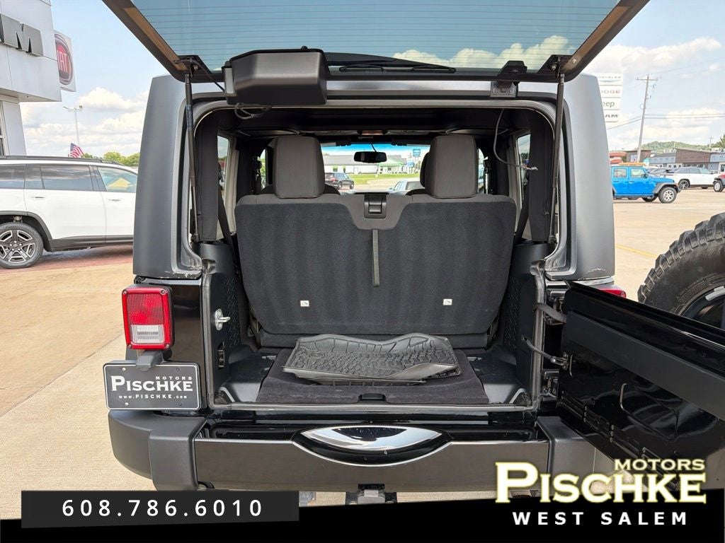 2016 Jeep Wrangler Willys Wheeler