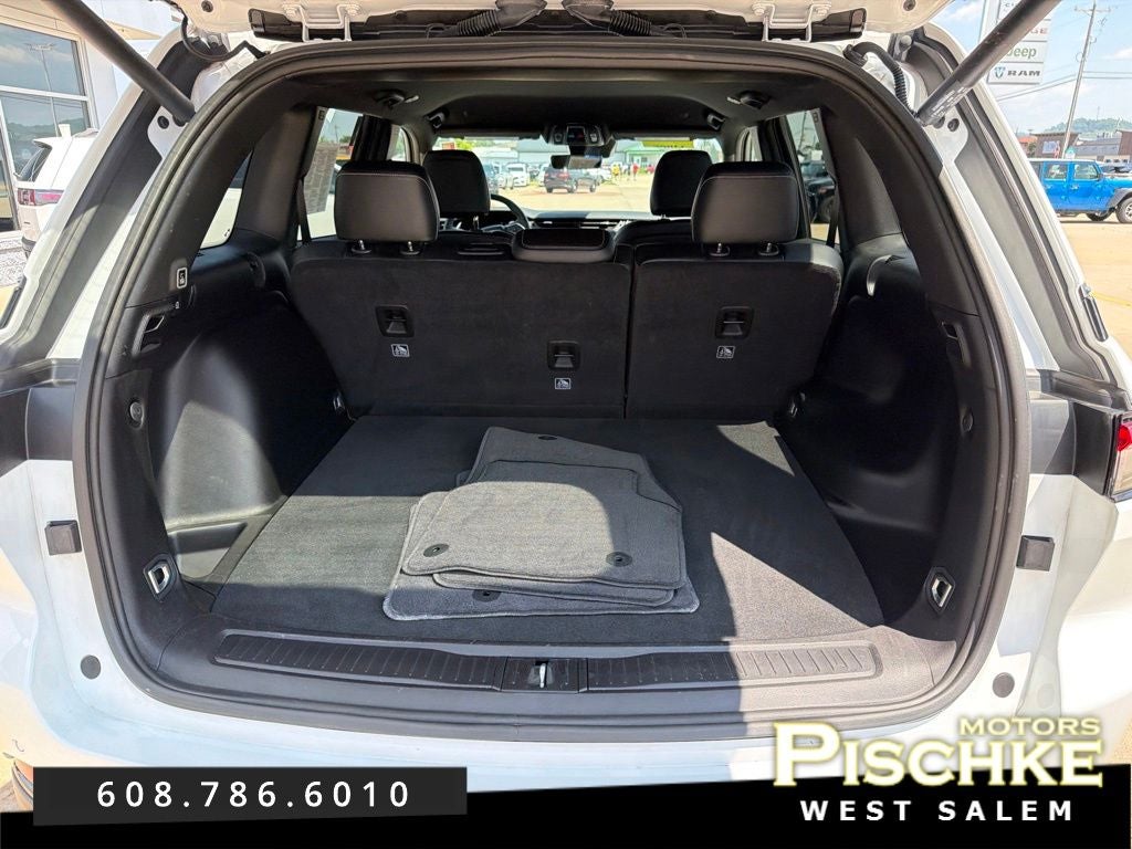 2025 Jeep Grand Cherokee Altitude 4x4