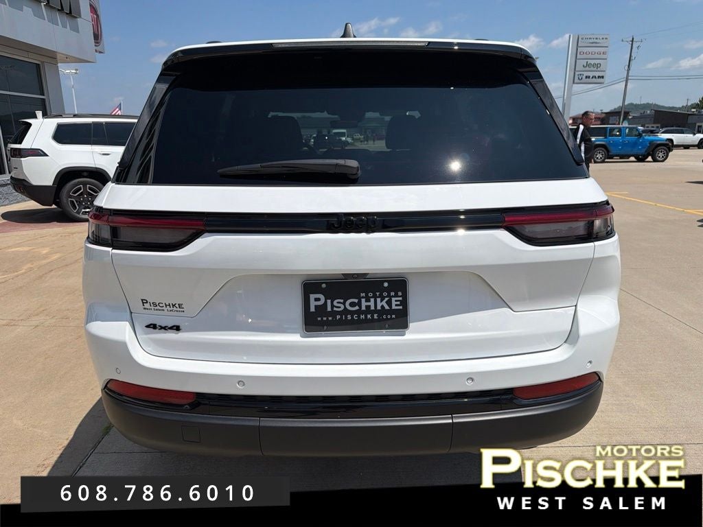 2025 Jeep Grand Cherokee Altitude 4x4
