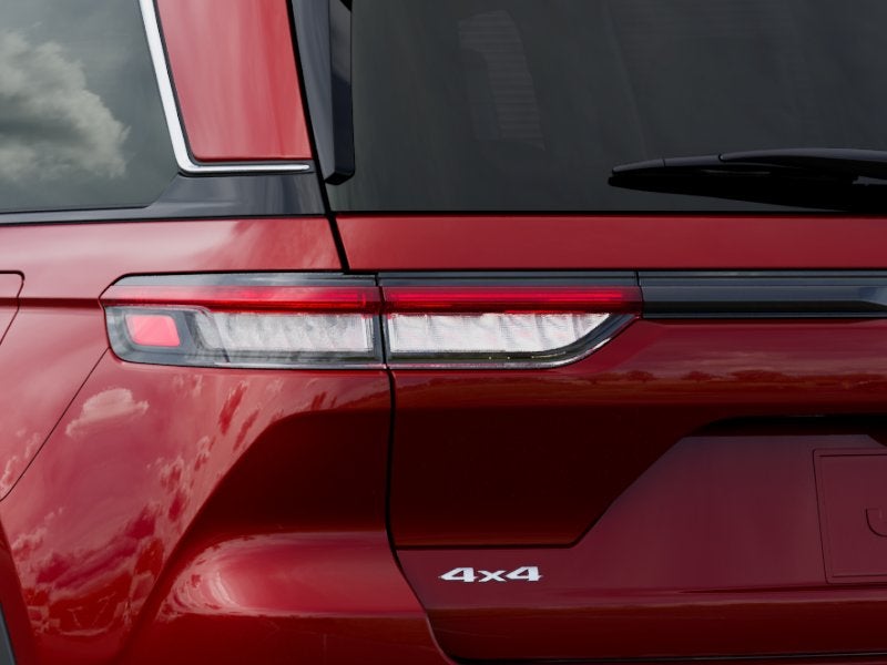 2027 Jeep Grand Cherokee GRAND CHEROKEE LAREDO X 4X4