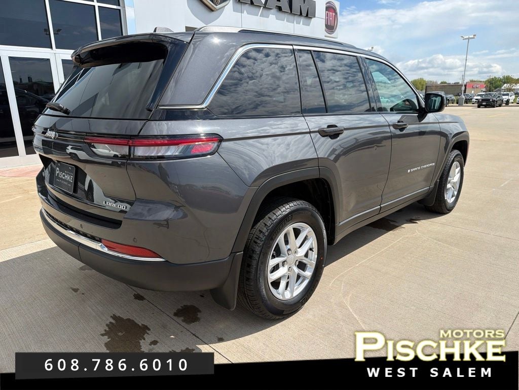 2025 Jeep Grand Cherokee Laredo X 4x4