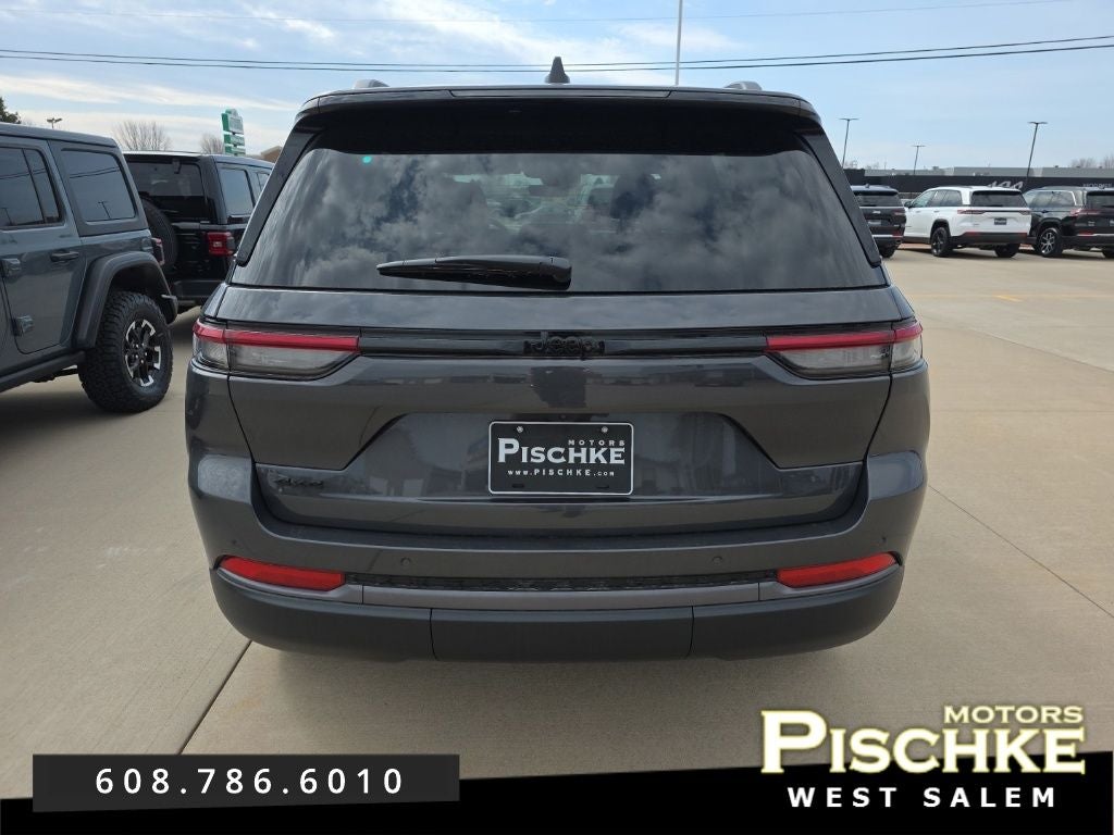 2026 Jeep Grand Cherokee GRAND CHEROKEE LAREDO ALTITUDE 4X4