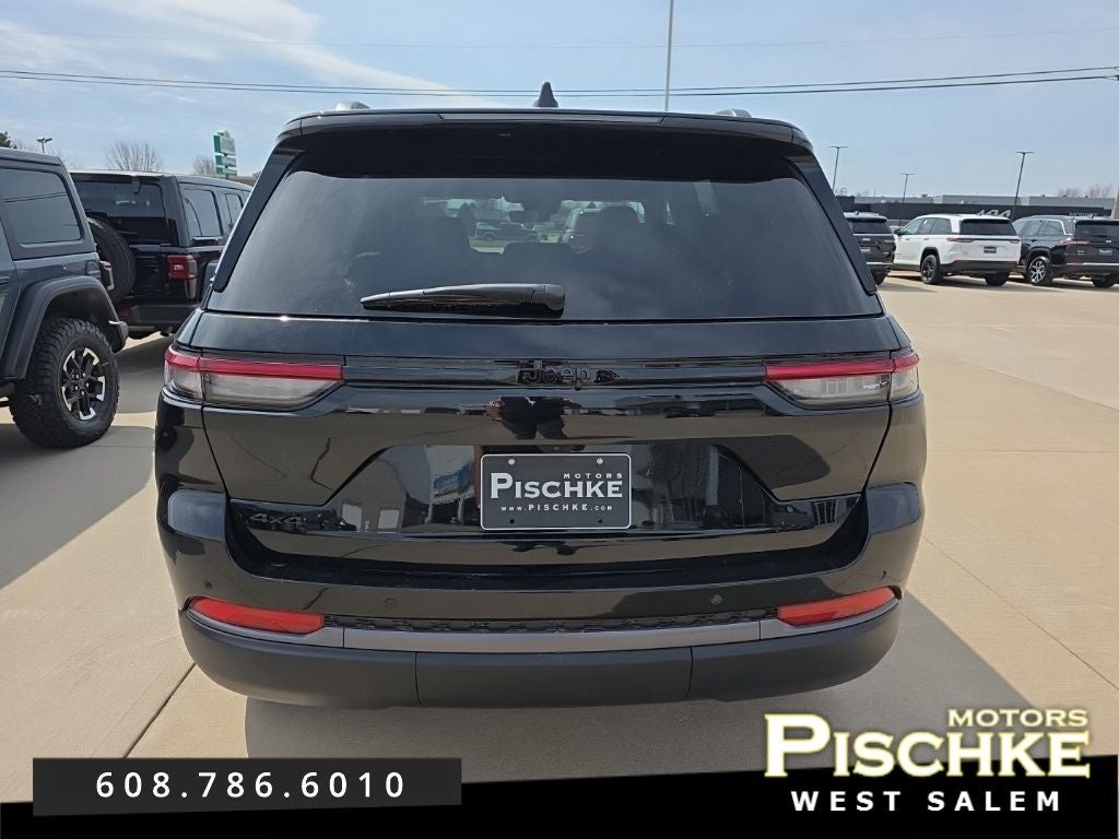 2026 Jeep Grand Cherokee GRAND CHEROKEE LAREDO ALTITUDE 4X4