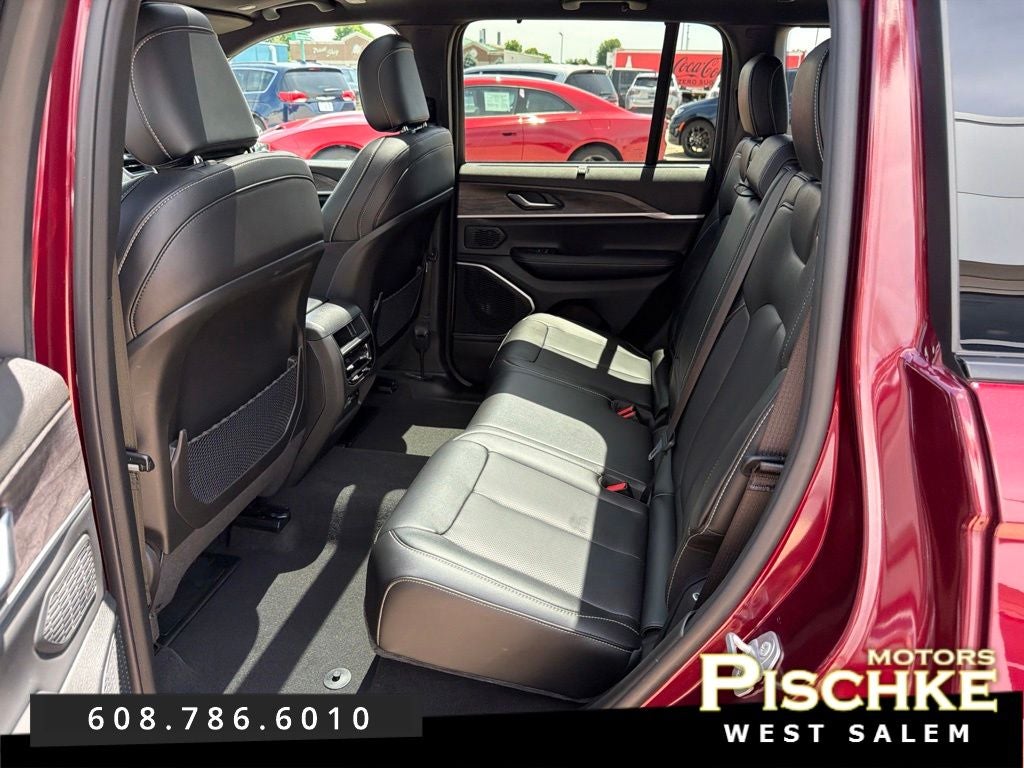 2025 Jeep Grand Cherokee Limited 4x4