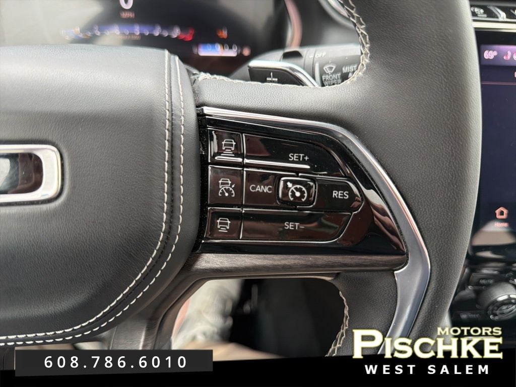 2023 Jeep Grand Cherokee Overland 4x4