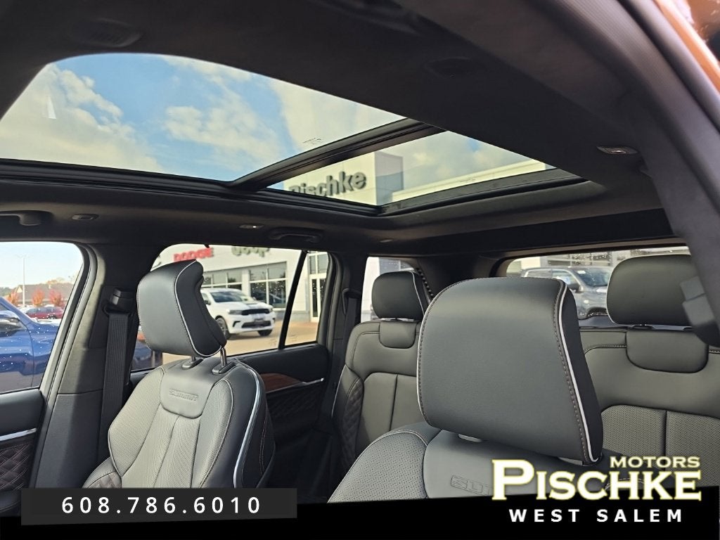 2027 Jeep Grand Cherokee GRAND CHEROKEE SUMMIT 4X4