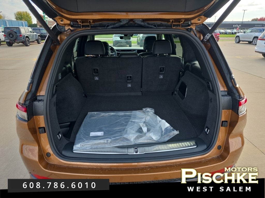 2027 Jeep Grand Cherokee GRAND CHEROKEE SUMMIT 4X4