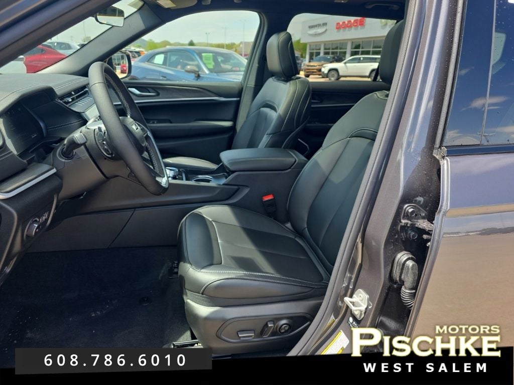 2026 Jeep Grand Cherokee GRAND CHEROKEE L LIMITED 4X4