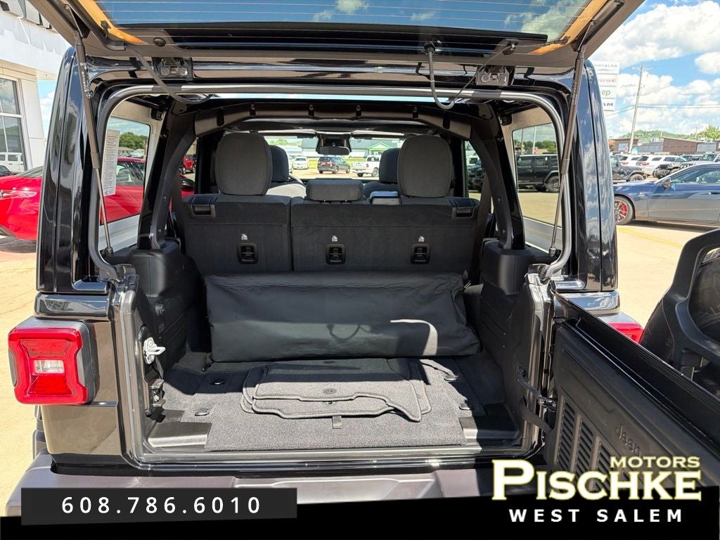 2025 Jeep Wrangler 4xe Sahara 4xe