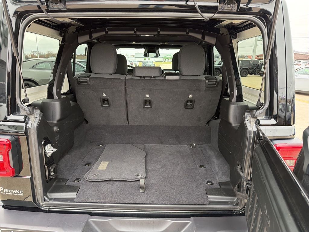 2025 Jeep Wrangler 4xe Sahara 4xe