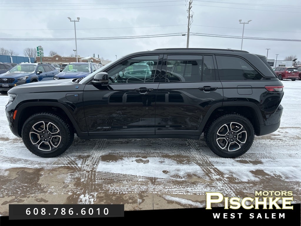 2022 Jeep Grand Cherokee 4xe Trailhawk 4x4