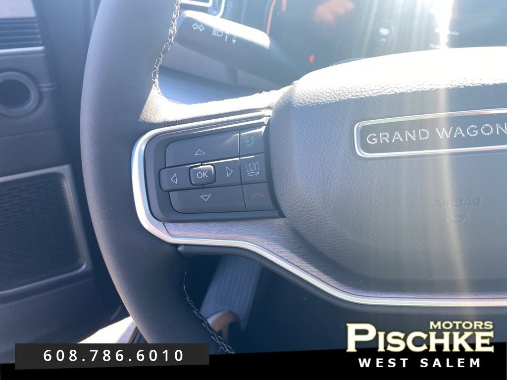 2026 Jeep Grand Wagoneer GRAND WAGONEER UPLAND 4X4