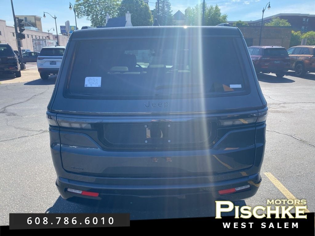 2026 Jeep Grand Wagoneer GRAND WAGONEER UPLAND 4X4