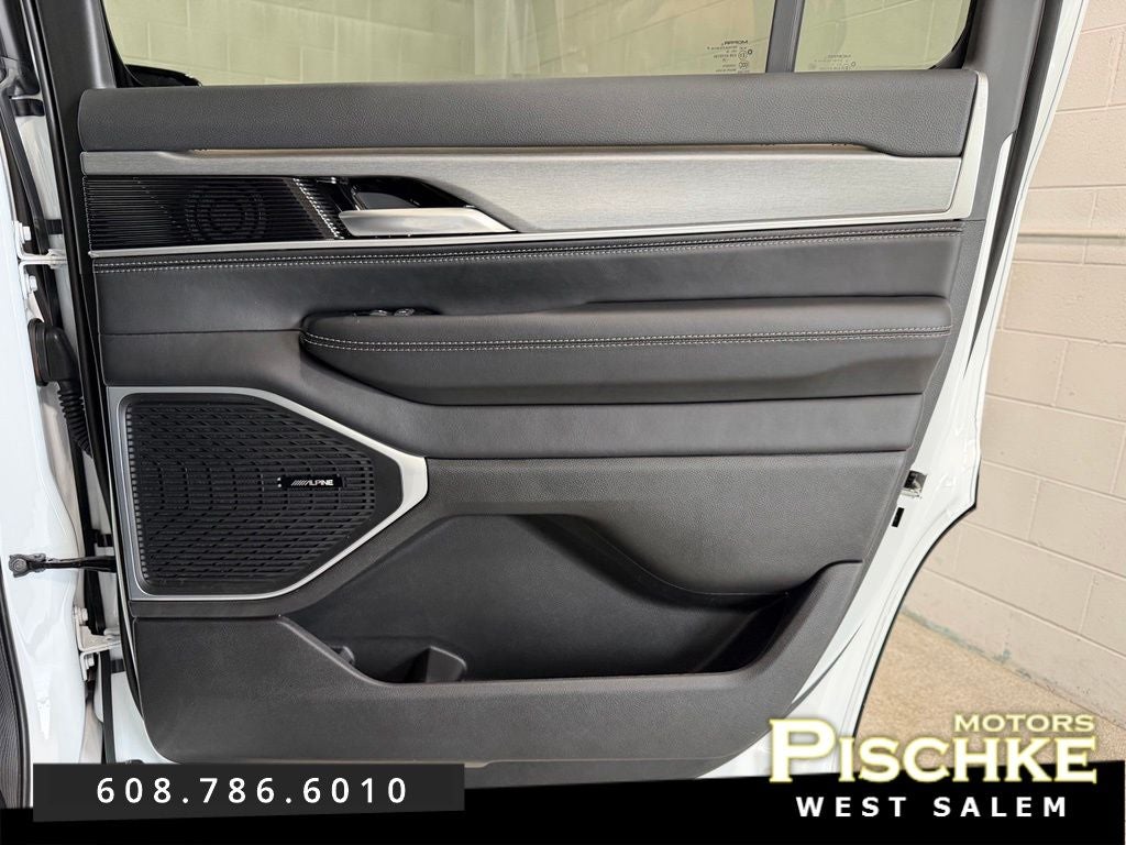 2026 Jeep Grand Wagoneer GRAND WAGONEER UPLAND 4X4