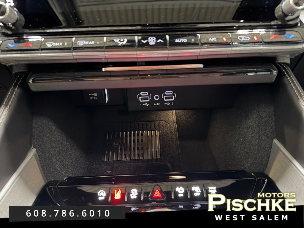 2026 Jeep Grand Wagoneer GRAND WAGONEER UPLAND 4X4