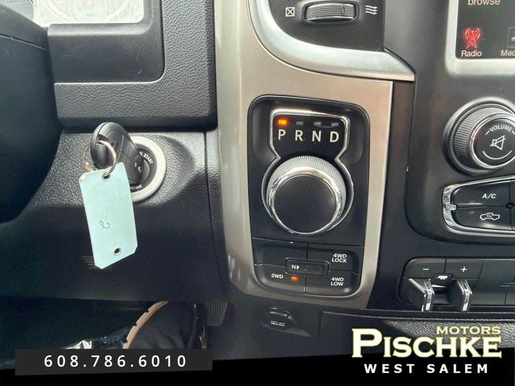 2017 RAM 1500 SLT