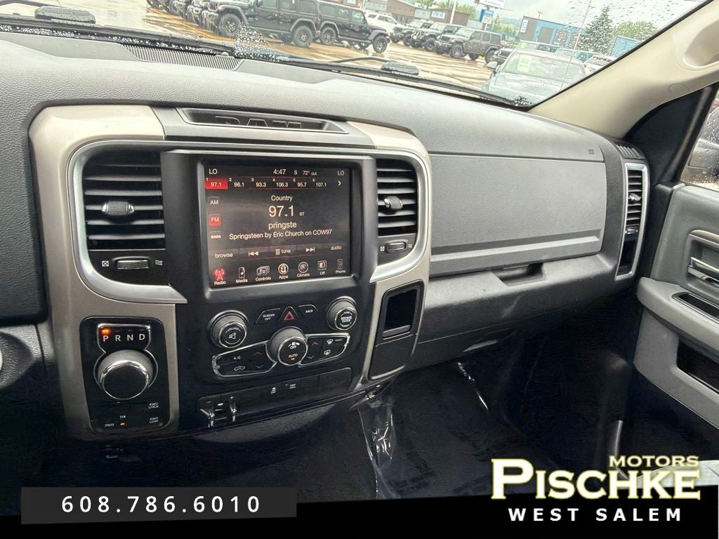 2017 RAM 1500 SLT